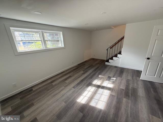 Building Photo - 2906 East Side Dr