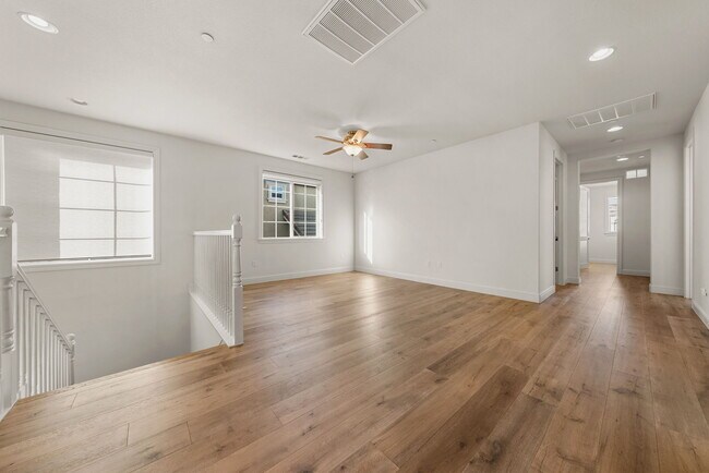 Building Photo - 7585 Mindy Mae Ln