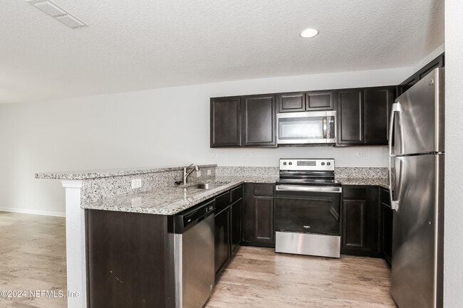 Building Photo - 546 Eiseman Wy