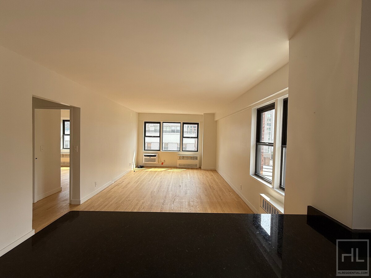 Building Photo - EAST 36 STREET