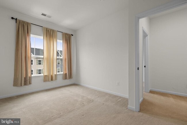 Building Photo - 41690 McMonagle Square