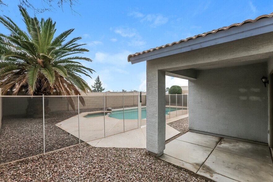 Building Photo - 4513 N 88th Ave