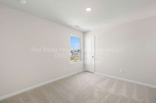 Building Photo - 10132 Chatham Run Ln