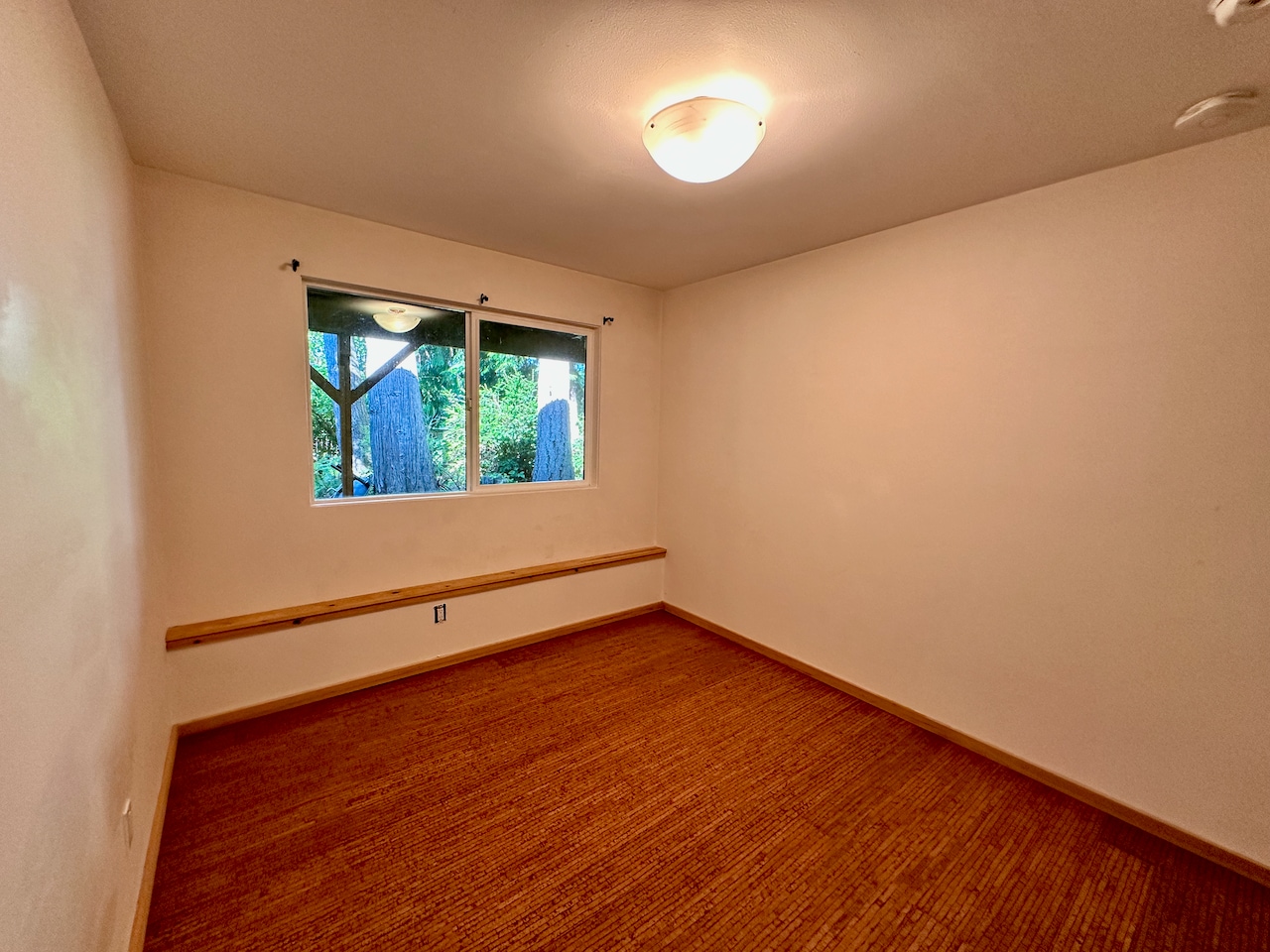 downstairs bedroom 1 - 1647 Jeannette Plz NW