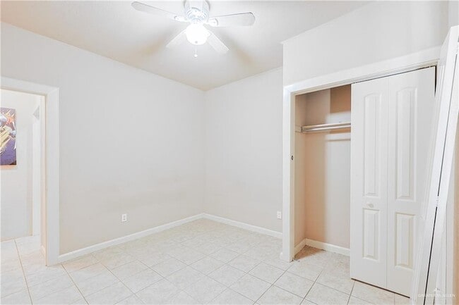 Building Photo - 742 S Texas Ave