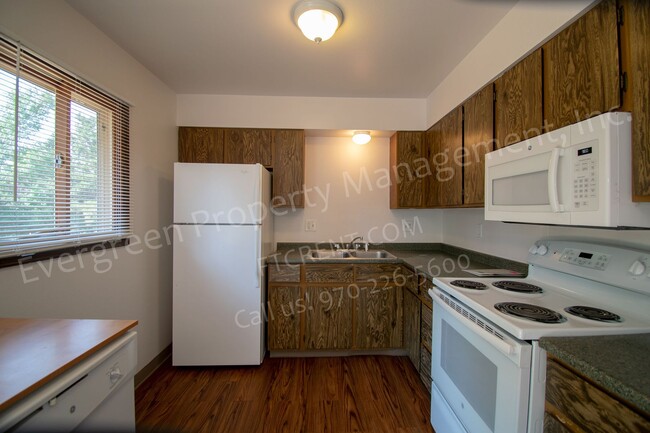 Building Photo - 3 Bedroom, 2 Bath Home in Fort Collins!