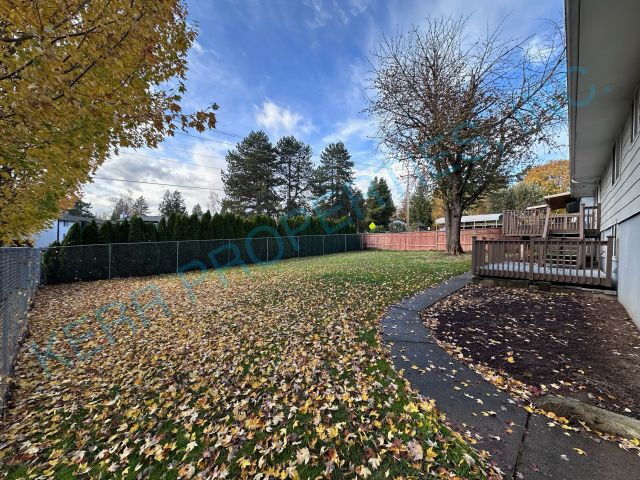 Building Photo - Spacious 4-Bedroom Gem with 2,320 Sq Ft of...