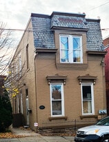 Building Photo - 208 E 9th St