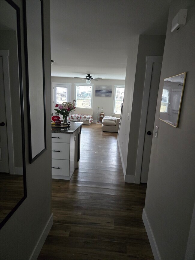 Building Photo - 506 Sudbury Dr