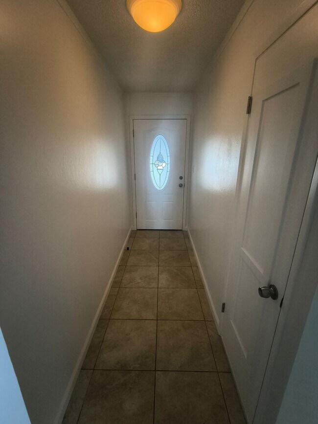 Building Photo - 3BED/2BATH Single Family Home Located in Desirable San Pablo, Ca. With Beautiful Ocean Front View!!