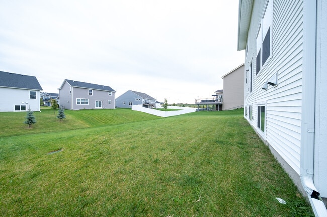 Building Photo - 18362 Greenstone Way