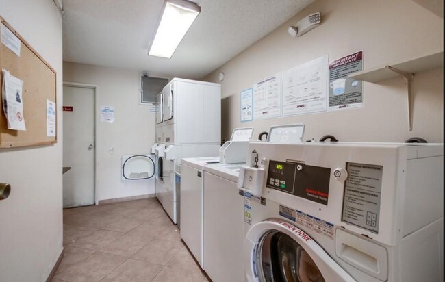 Building Photo - 55+ Community condominium