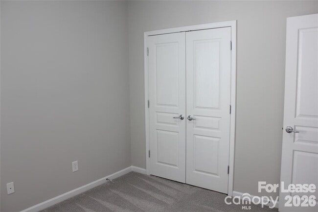Building Photo - 17534 Hawks View Dr