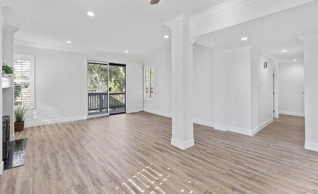 Building Photo - EXPERIENCE THE SOLITUDE OF TURTLE ROCK VILLAGE —3 Bedroom/2 Bath Condo