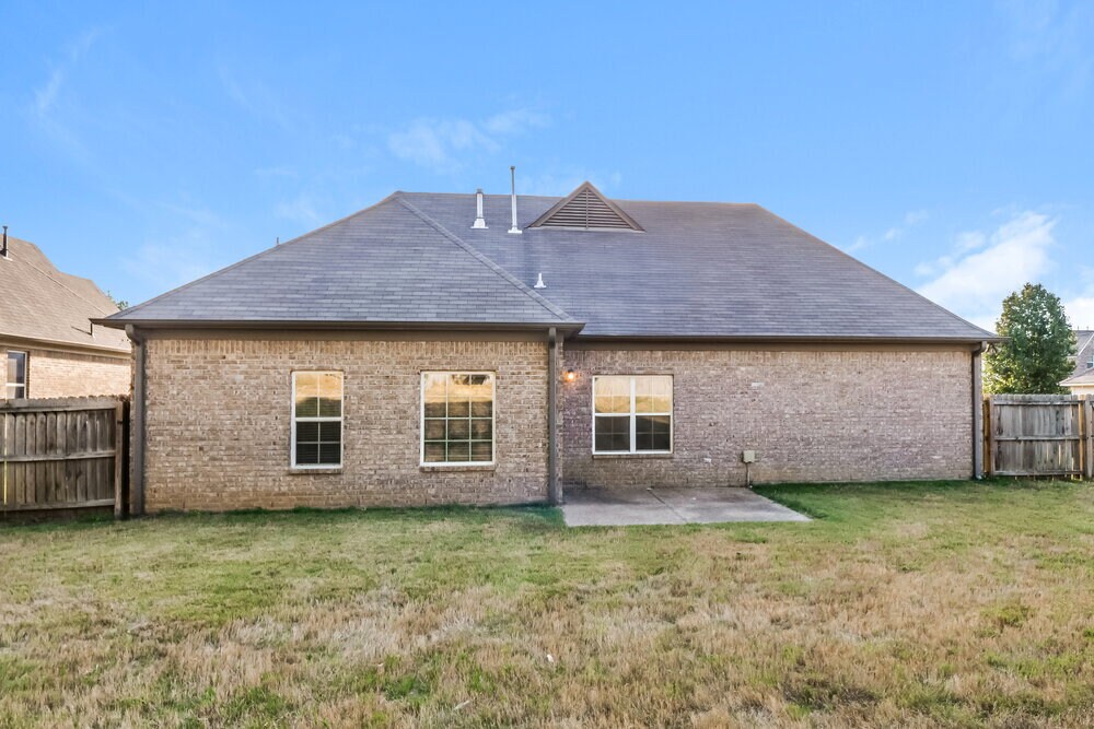 Building Photo - 6156 Trail Creek Ln