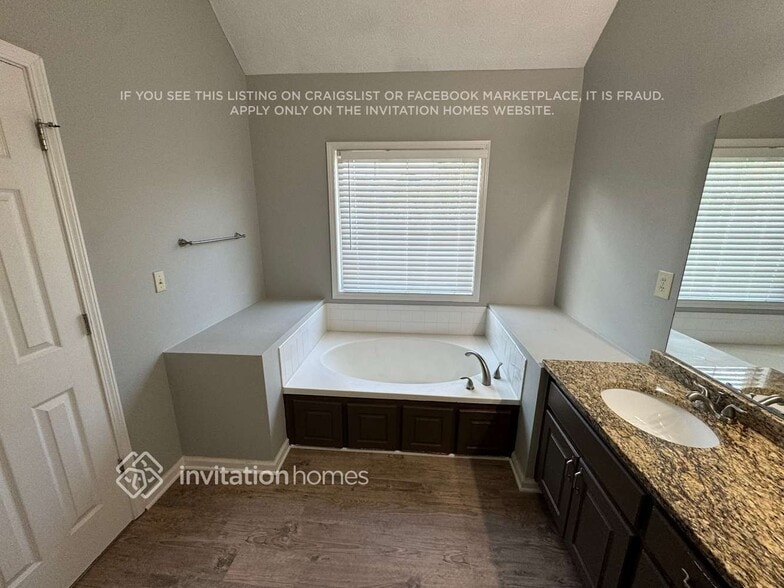Building Photo - 961 Rolling Meadows Dr