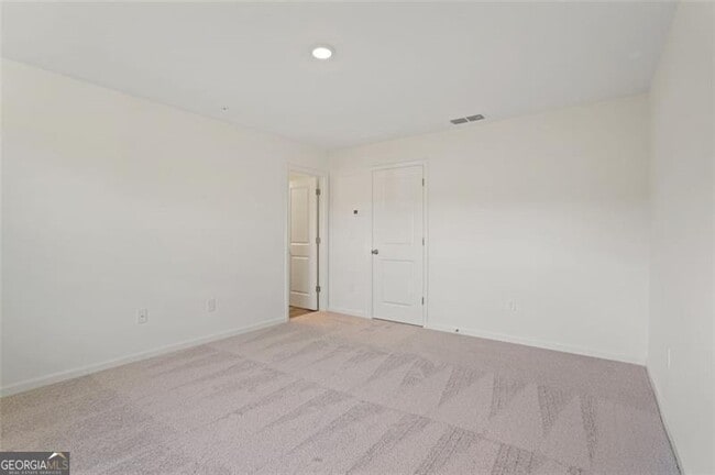 Building Photo - 541 Magnolia Cir