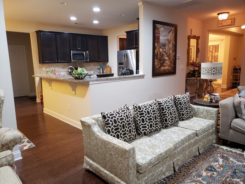 Building Photo - 500 Longhorn Drive