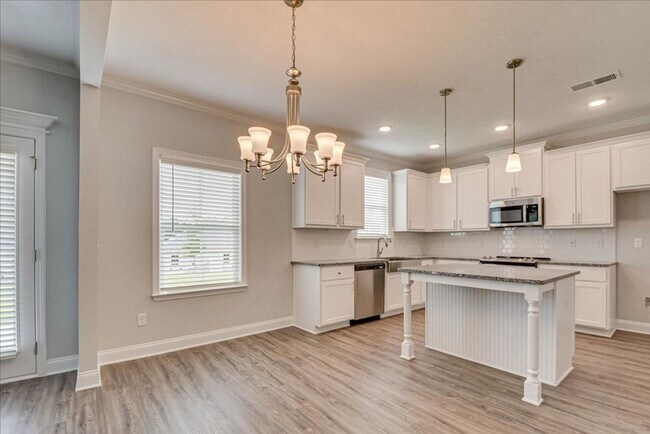 Building Photo - 2551 Traverse Trl