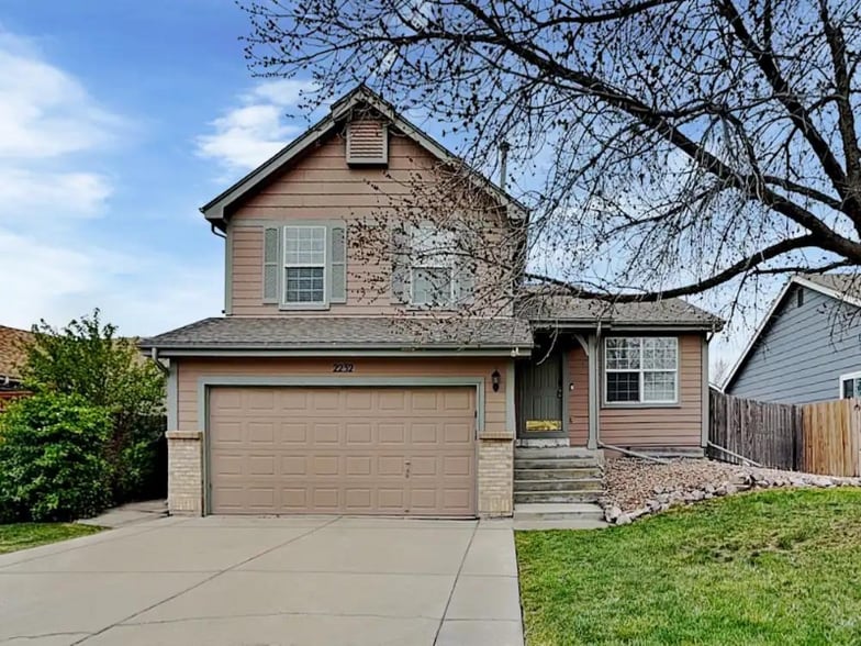 Primary Photo - 2232 E 97th Dr