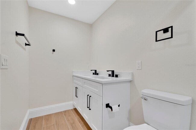 Building Photo - 531 Flower Fields Ln