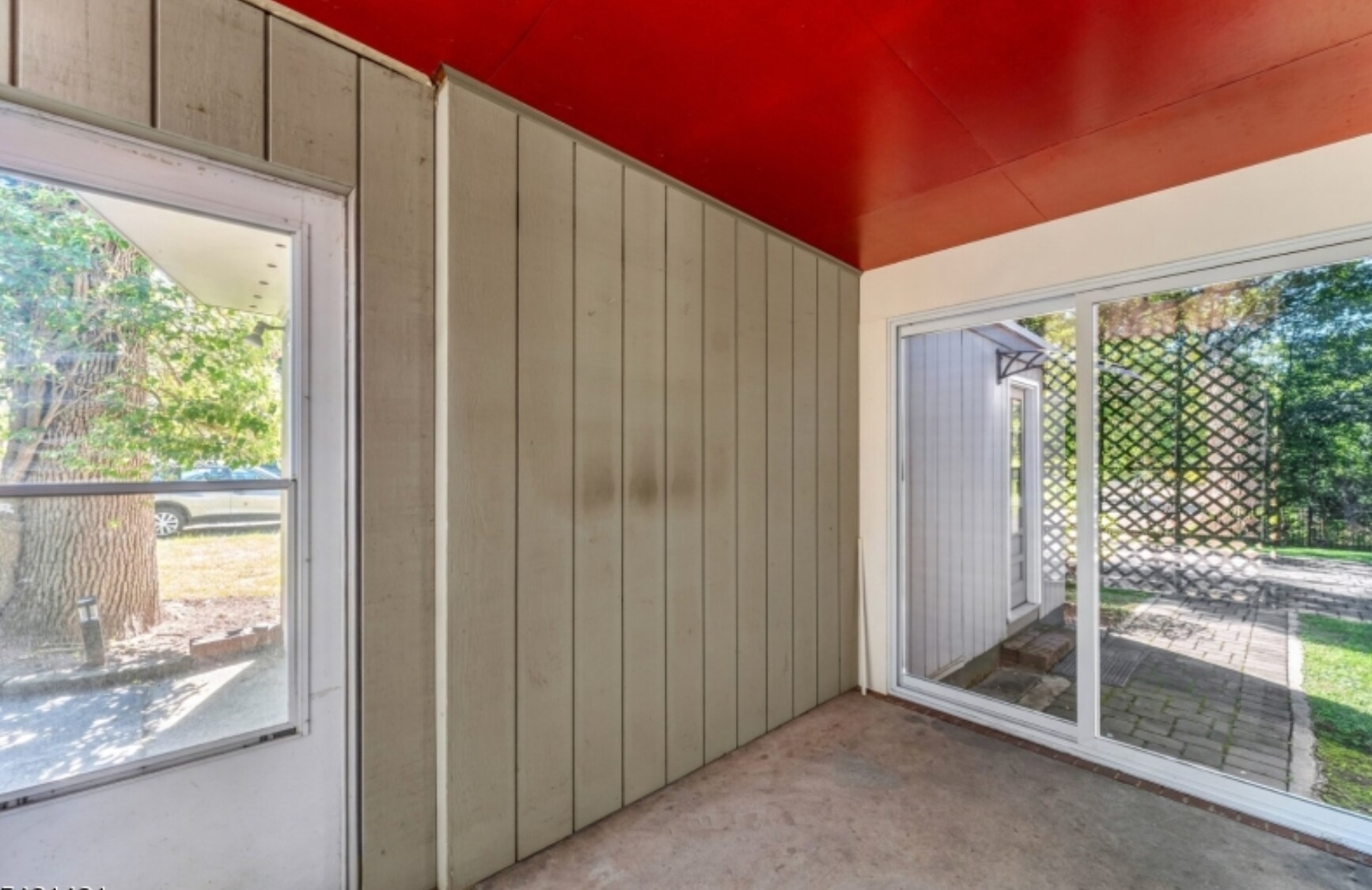 Building Photo - 879 Vosseller Ave