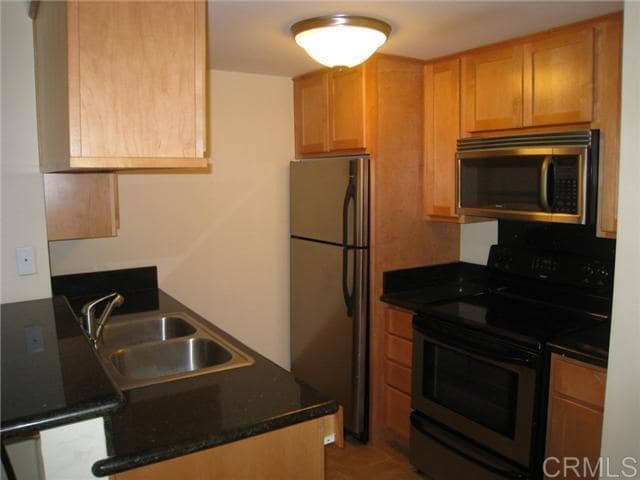 Building Photo - 5540 Lindo Paseo