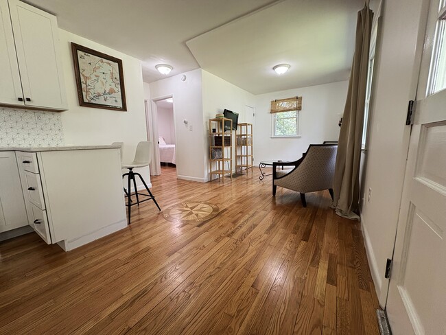 Building Photo - 567 Ossipee Trail W