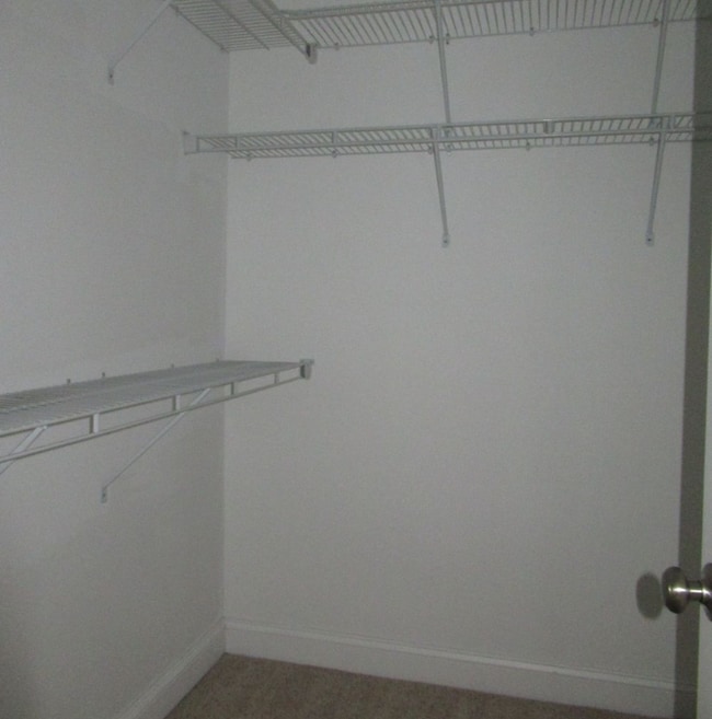 Building Photo - 124 Chandler Dr