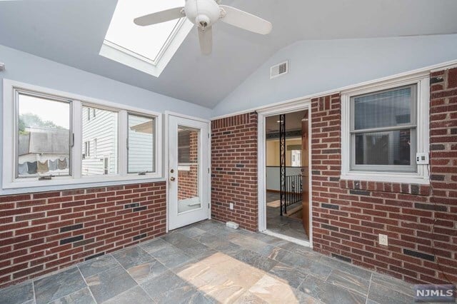 Building Photo - 21 Wickers St