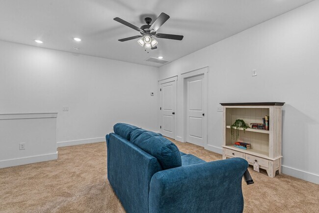 Building Photo - 1/2 OFF 1ST MONTH...BRAND NEW Townhome in Shelbyville...AVAILABLE NOW!