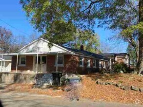 Building Photo - Scruggs