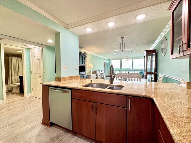 Building Photo - 4620 Bay Blvd