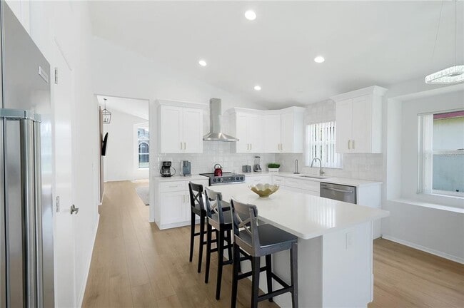 Building Photo - 203 Lake Davenport Estates Dr