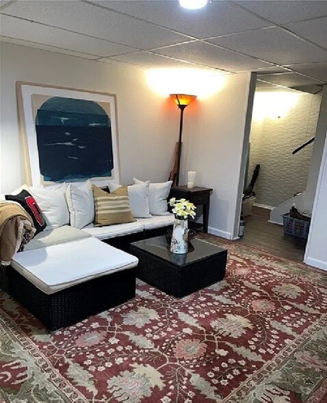 Building Photo - 1872 Higby Dr