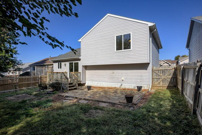 Building Photo - Charming 3-Bedroom Single Family Home in N...