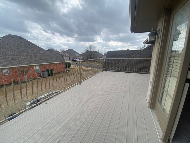 Building Photo - Broken Arrow Schools-Gated Community!