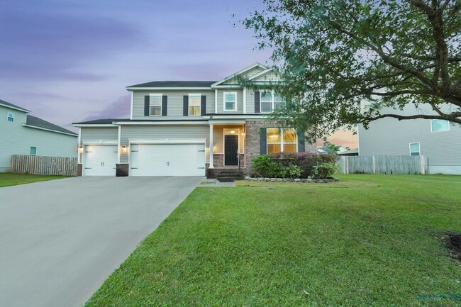 Primary Photo - 218 Byron Dr