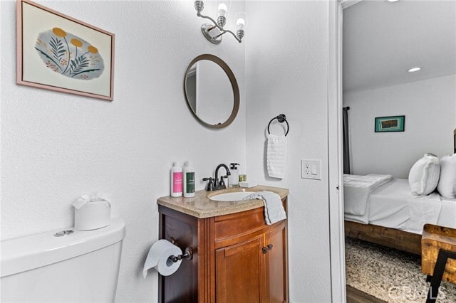 Building Photo - 2564 N Aurora Dr