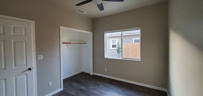 Building Photo - 432 Grand Ave