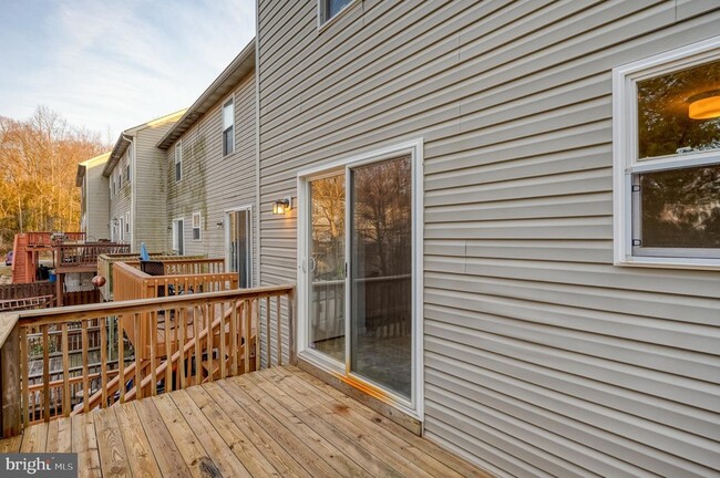 Building Photo - 14 Merganser Ct