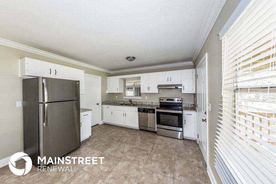 Building Photo - 1822 Valley Run Cir