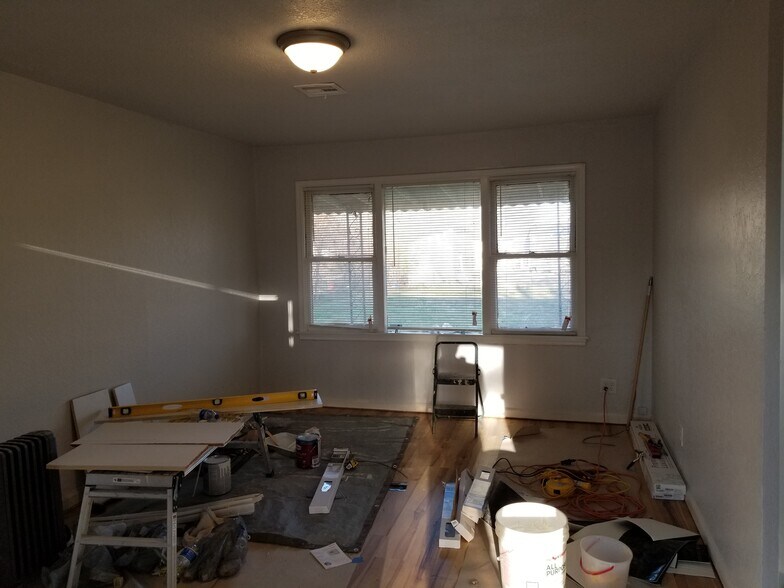 Building Photo - 1439 N Olympia Ave