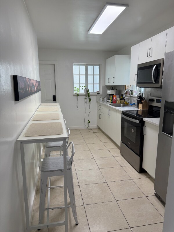 Building Photo - 3725 NW 11th Ave