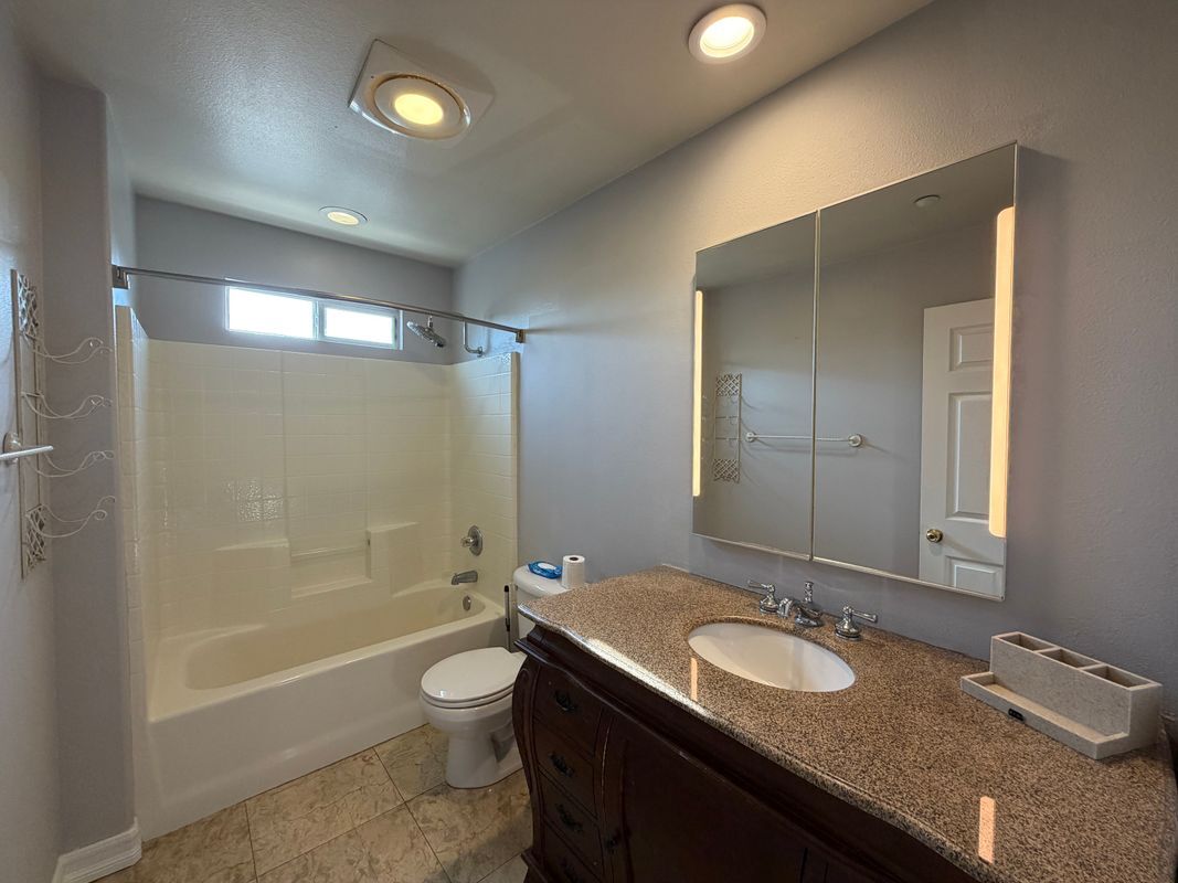 Building Photo - 14933 Genoa Dr