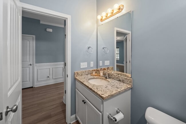 Building Photo - Spacious 5-Bedroom Home in The Palms at New Hampstead with Office & Screened Porch