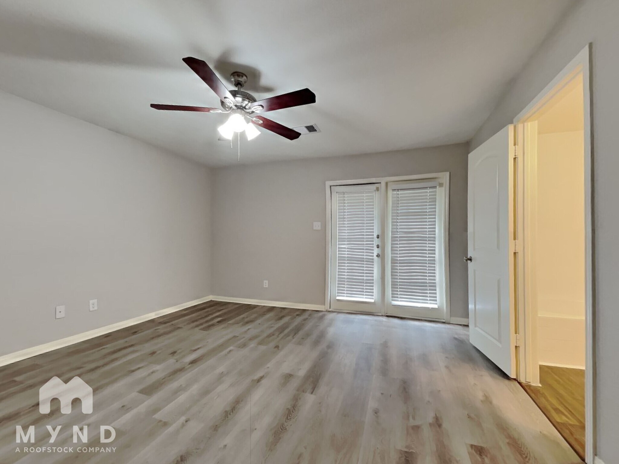 Building Photo - 15911 Newport Pl