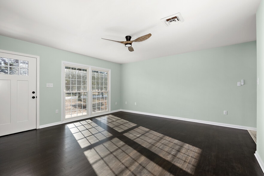 Building Photo - 31568 Old Ocean City Rd