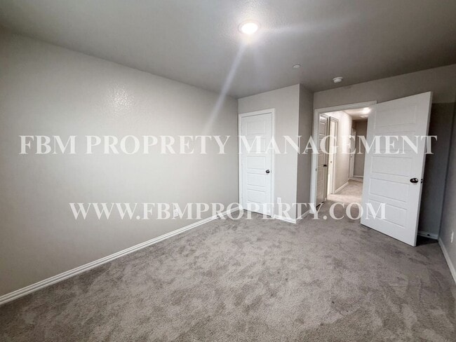 Building Photo - 432 Restoration Rd