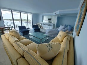 Building Photo - 3800 Washington Rd